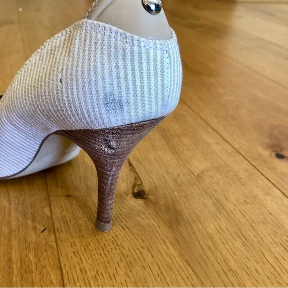 Guess by Marciano leather and textile peep toe heels - Picture 6 of 7